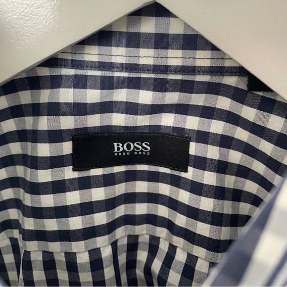 Men’s Dress/Casual Shirt by Hugo Boss - Picture 3 of 5